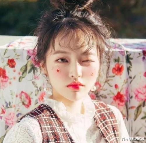 发际线|?你适合“披头发”还是“扎头发”,主要取决于三个部位,发际线很关键