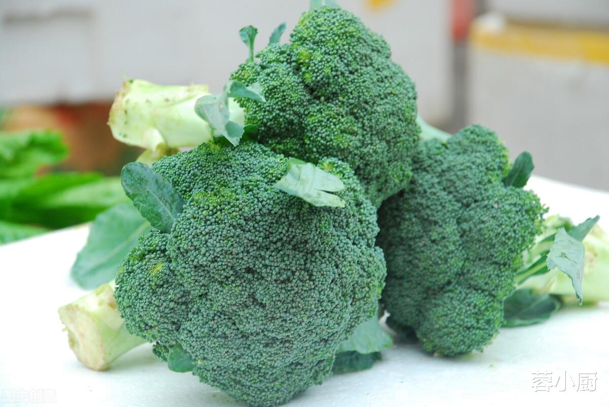 维生素D|便秘最怕5种食材,每天换着吃,清理肠道垃圾,肚子瘪了浑身轻松