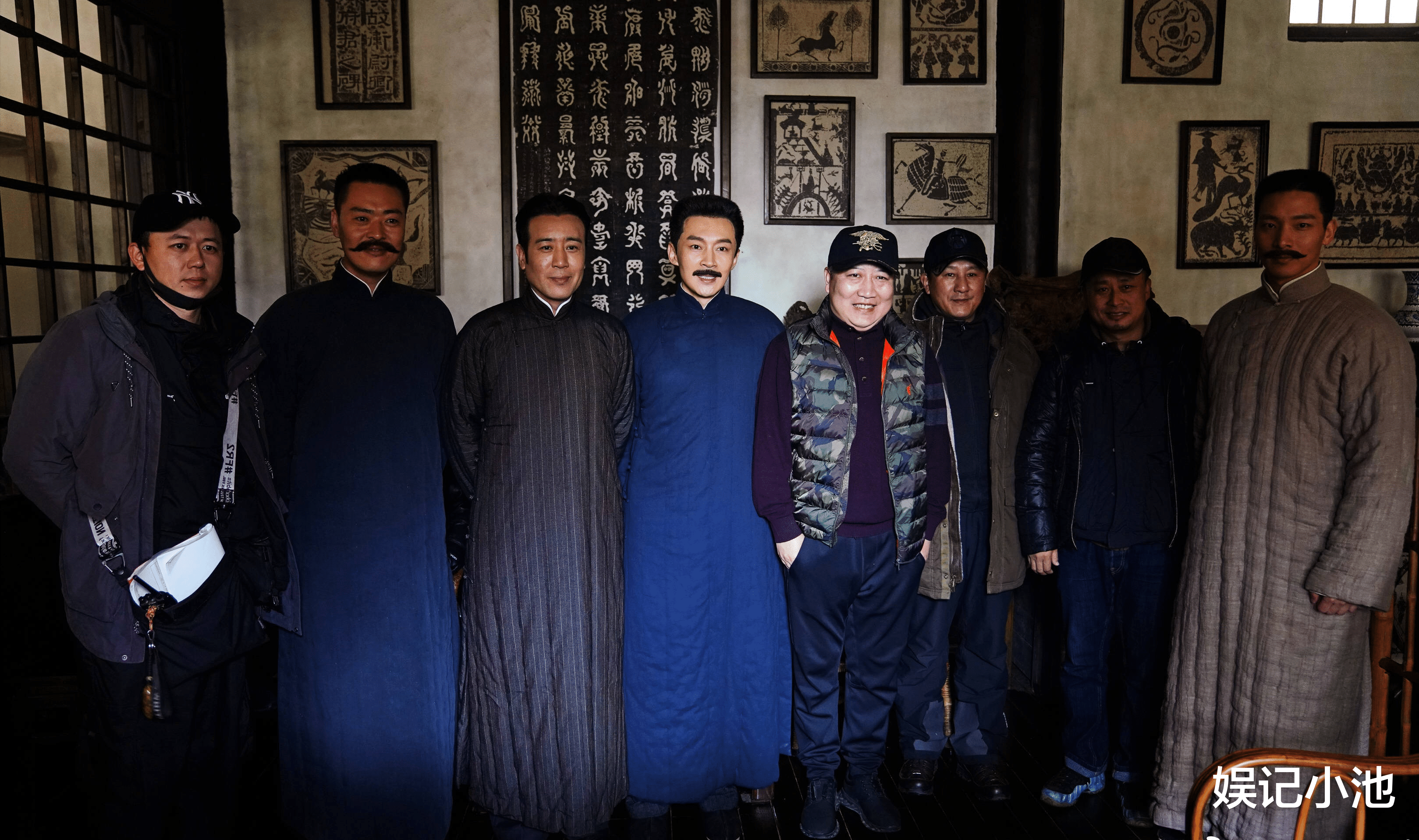 觉醒年代|《觉醒年代》背后：投资亏本，张桐想辞演，主演们把命都交给导演