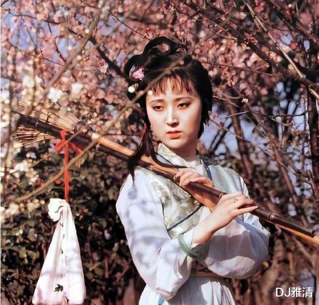 李易峰|同样是演“林黛玉”，把陈晓旭和陶慧敏放在一起看，差别就出来了