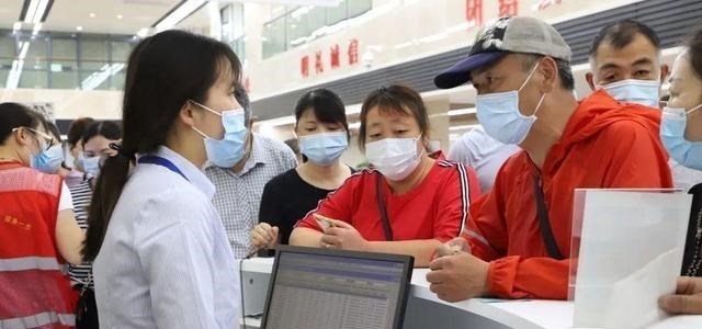 普洱|“中人”比老人晚退休几年，为什么退休金会高几百元？这合理吗？