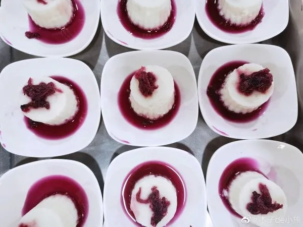 法制播报 酸了！高校食堂玫瑰宴冲上热搜，画面曝光“馋哭”网友！