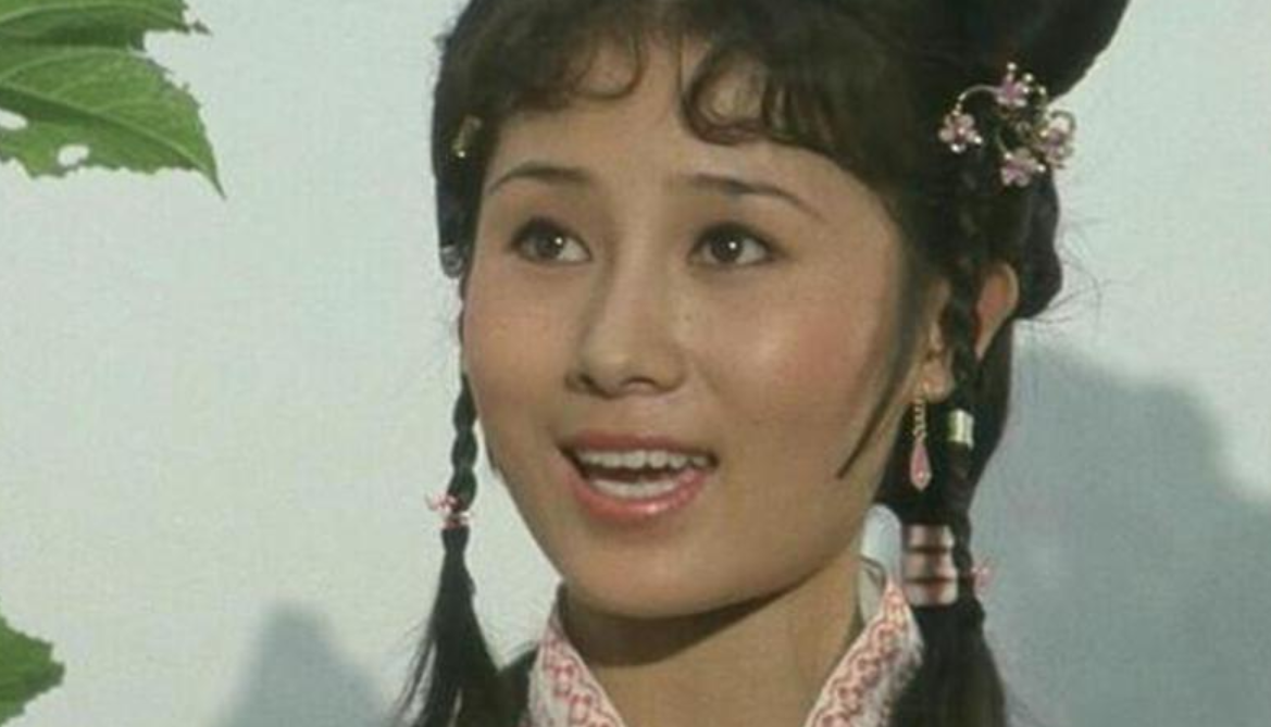 吕子乔|李连杰57岁似70，为利智放弃前妻，如今原配黄秋燕过得如何？