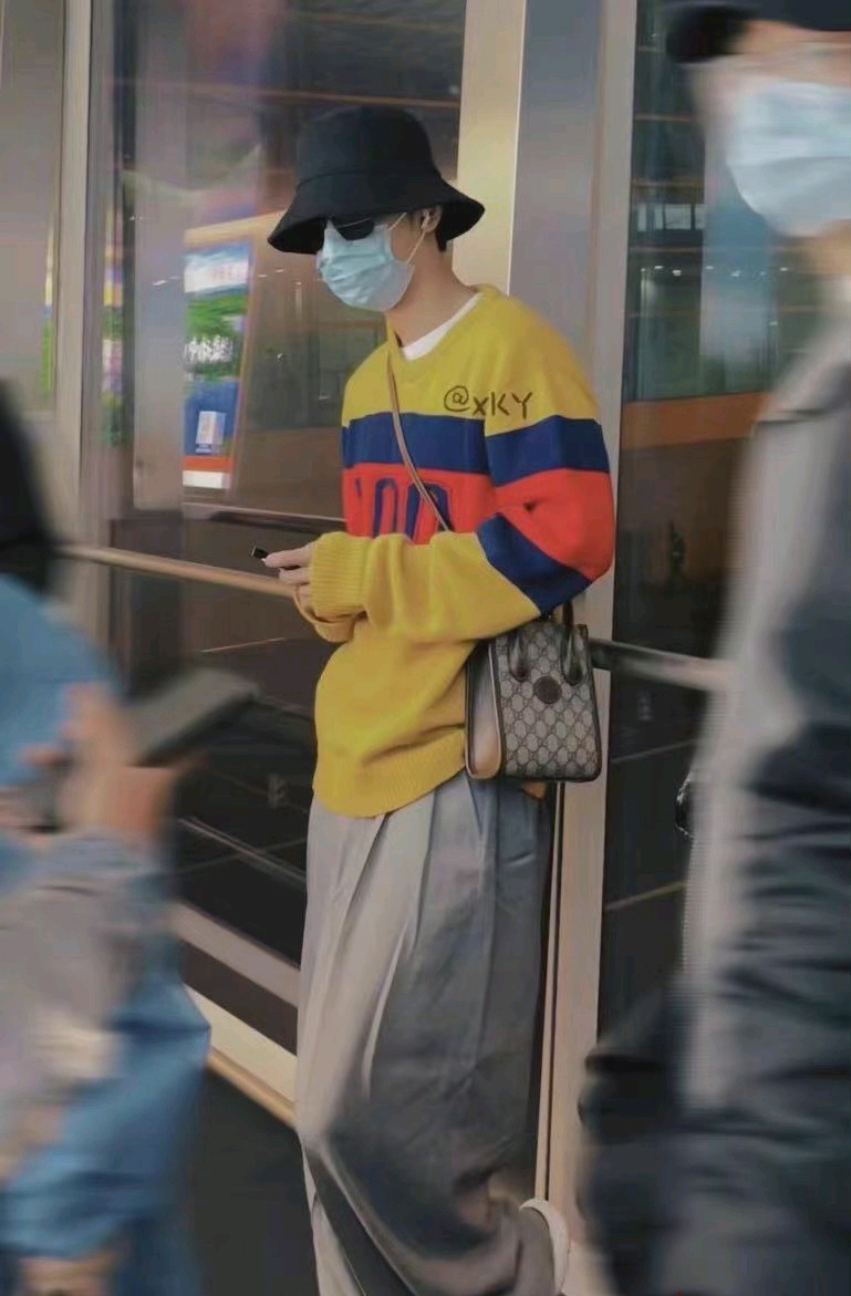 肖战|无海外出道经历的肖战拿下顶奢，国际名人点赞，被认可的东方面孔