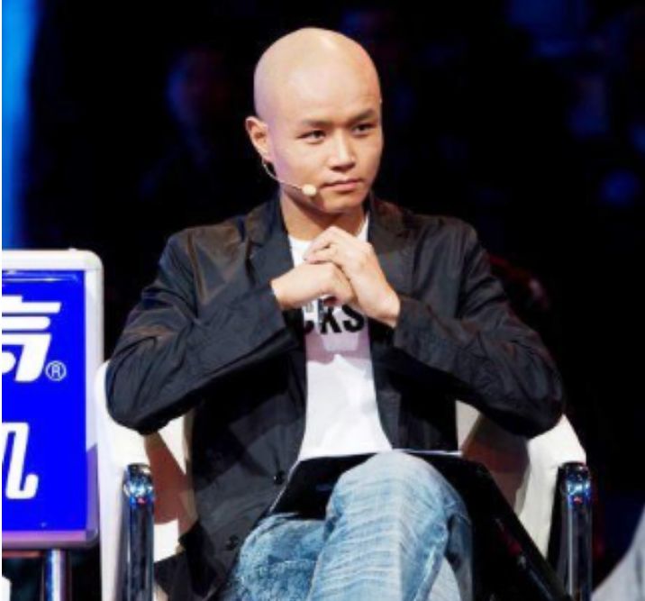 乐嘉|从金牌主持人到街头卖艺，再到如今出家为僧，“乐嘉”到底经历了什么？