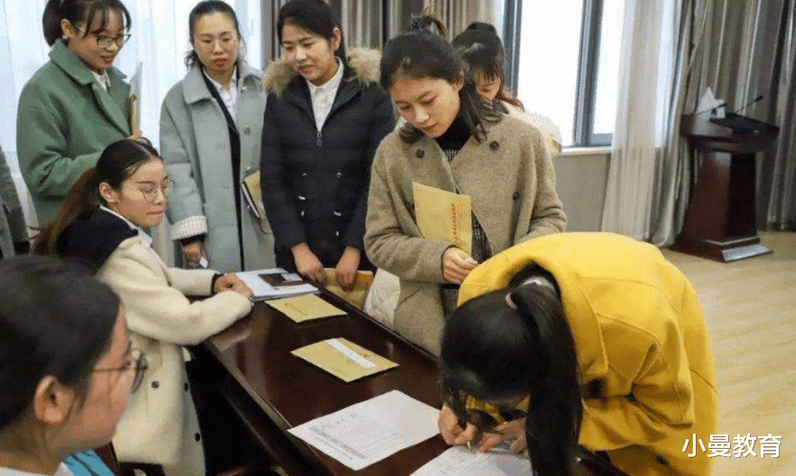 方静|哪个“铁饭碗”幸福指数高？榜首实至名归，医生无缘前三名