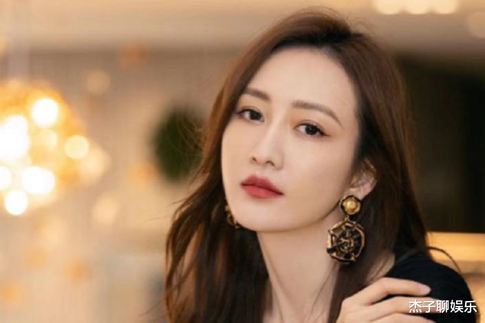 |王鸥何九华恋情再添锤？师爷称其正经搞对象，评论两极分化