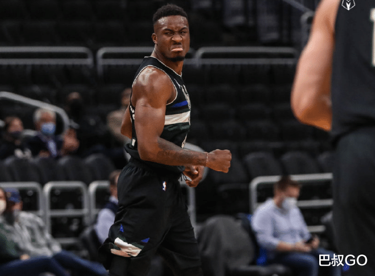 火箭隊|空砍23+10+5！字母哥哥沮喪離場，感謝塔克助攻，籃網火箭全躺賺