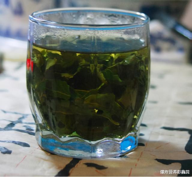 伤肾|喝隔夜茶致癌、浓茶伤肾、茶能减肥？哪些说法是真的？排行榜来了
