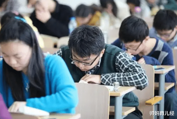 帅妈育儿经|21年铁饭碗岗位满意度排名来了，榜首实至名归，公务员无缘前三