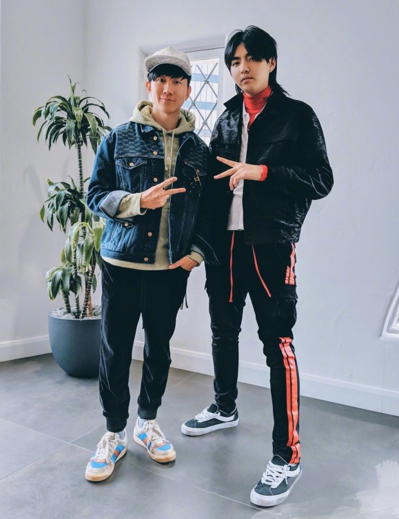 周炜|吴亦凡被曝供出违法明星名单,多位明星受牵连,范冰冰反应最积极