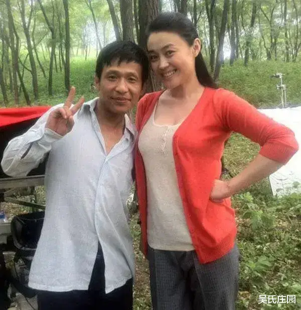 鞠婧祎|身材绝佳的关婷娜是赵本山旗下最特殊的演员，不是演戏出身，不擅长二人转