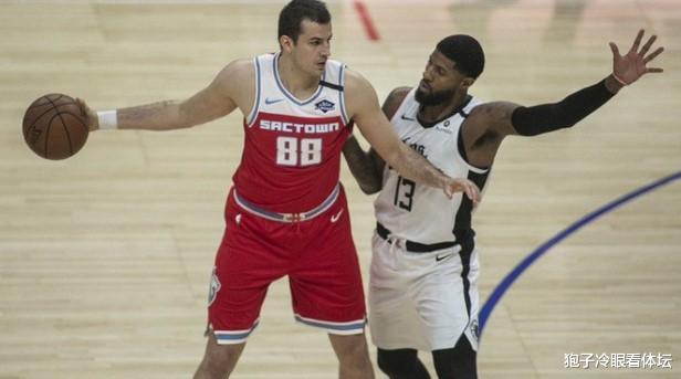 國(guó)王隊(duì)|內(nèi)訌！被榜眼搶走首發(fā) 高效射手原地罷賽 拒絕再為球隊(duì)出場(chǎng)