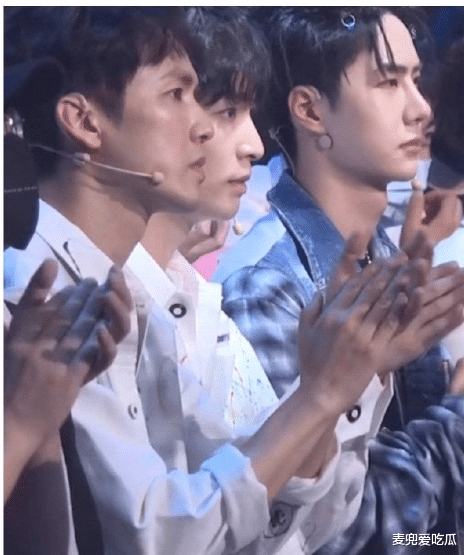 王一博|王一博现身《街舞4》？面部油腻被张艺兴吊打，意外撞脸刘梓晨？