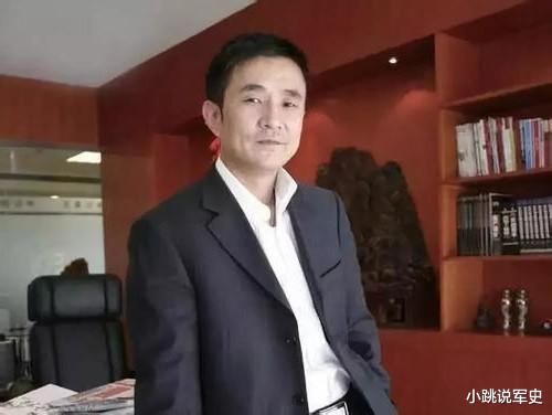 明星|他欠下800亿跑到国外，只带走一女明星和61亿元，亲爹下葬也不回来