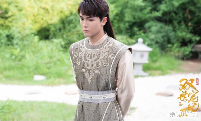 章泽天|《双世宠妃3》大结局：女帝侵占檀儿身体，企图将她献祭