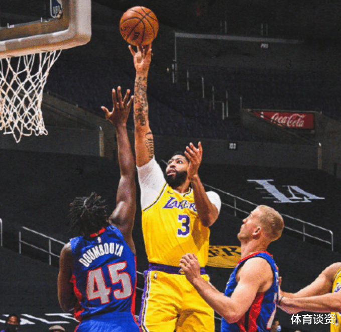 勒布朗·詹姆斯|33+5+11！詹姆斯雙加時爆發，關鍵三分不講理，36歲仍苦戰46分鐘累慘