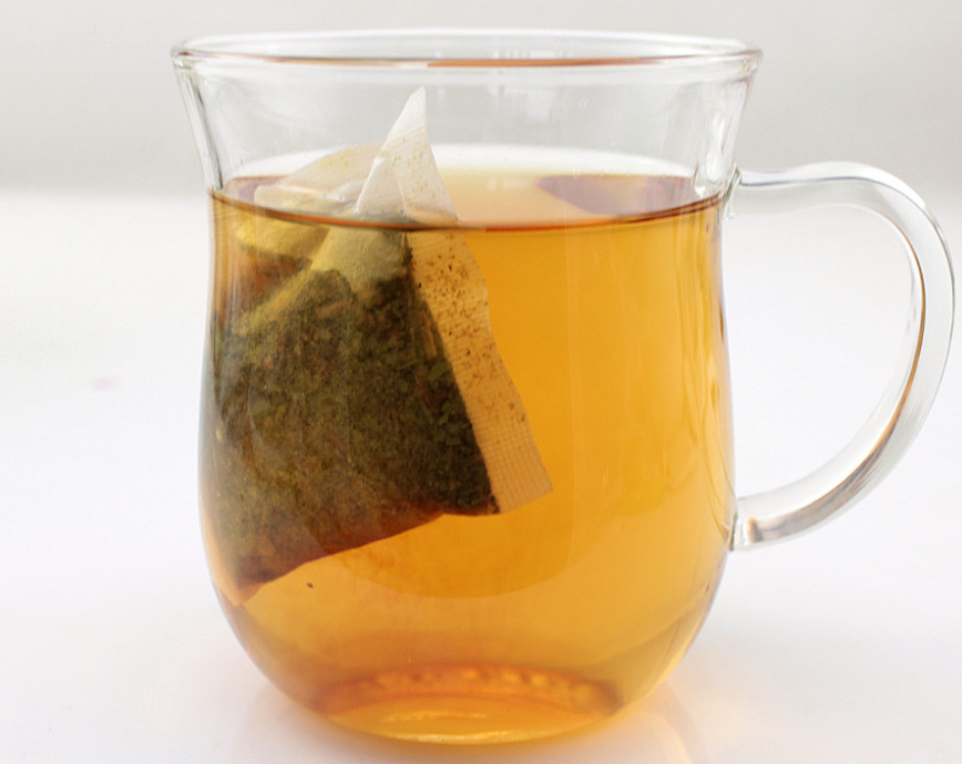 肝脏|手脚若出现4个异常，肝或已“烂如蜂窝”，就算只占一个，也要养养肝了