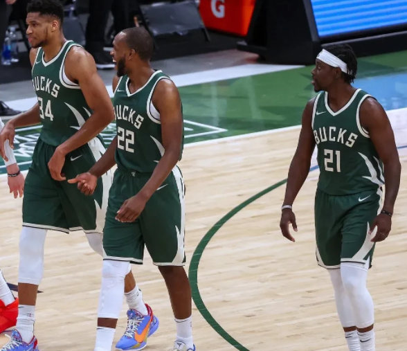 雄鹿隊|雄鹿拉垮真因找到了！非角色球員不行，而是偽巨星和超級巨星的差距