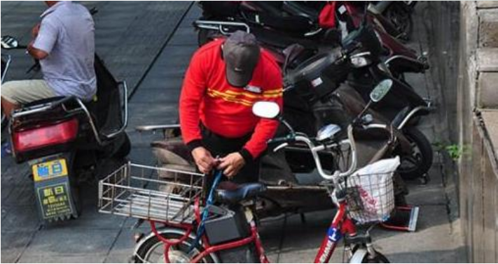 新闻八卦掌 厦门外卖员强奸12岁女孩,在双方家中先后六次,有期徒刑四年零六个月