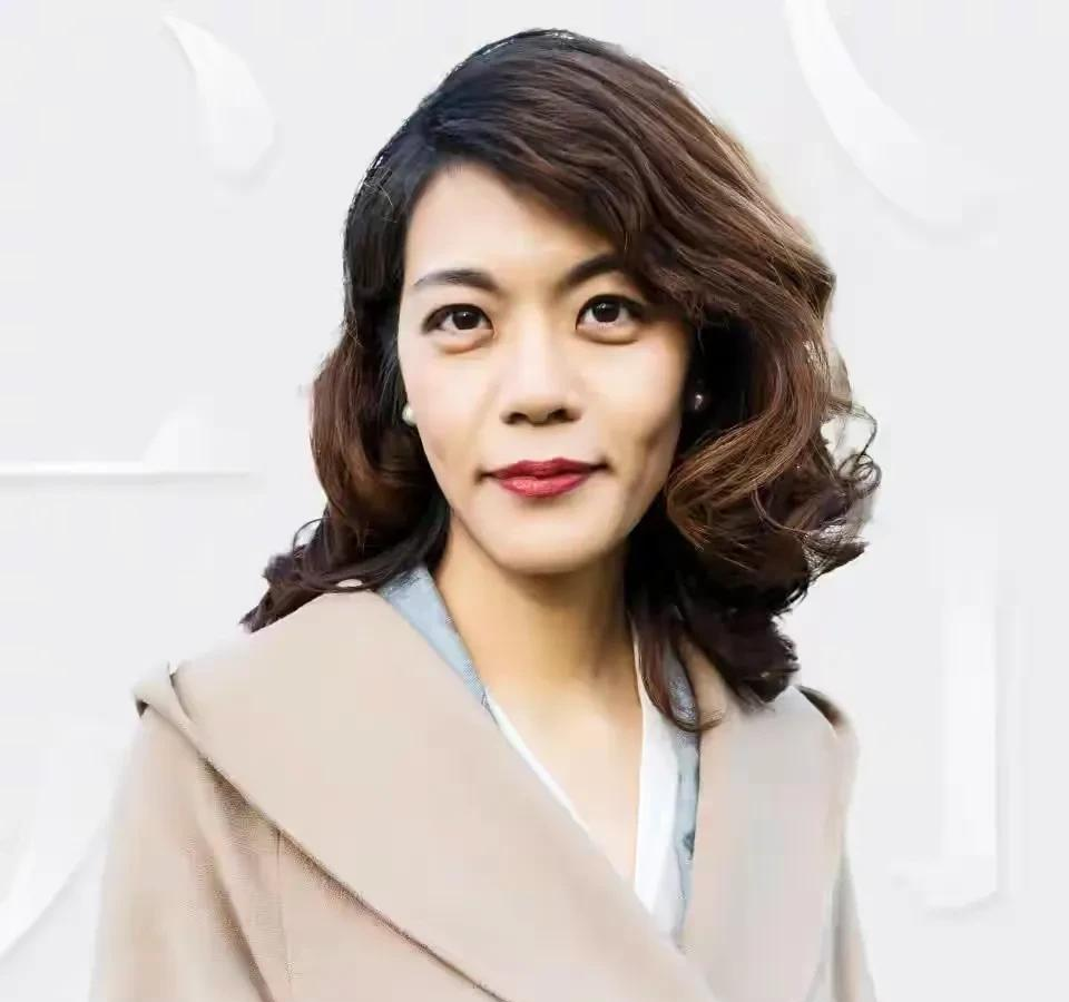 陈果|复旦教授陈果：因两字之差，惨遭炮轰，中国网友真是让我开了眼界