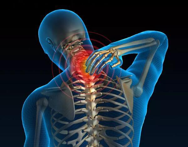 峰哥说表|颈椎疼痛的病因及危害有哪些?治疗颈椎病还是需要耐心!