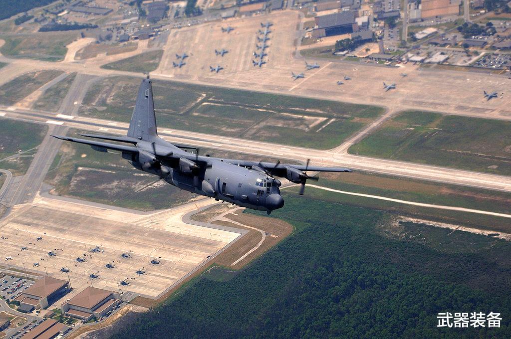 ac-130|可将地面目标直接蒸发掉的榴弹炮飞机：AC-130U空中炮艇