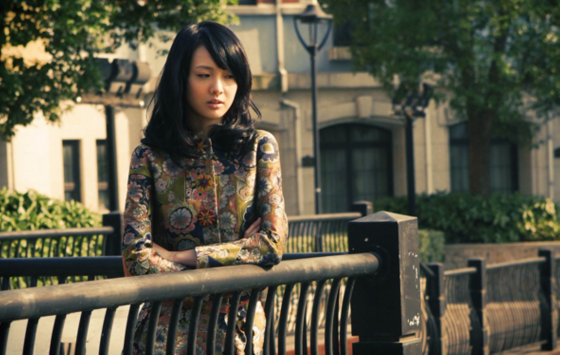 小燕子|52岁老戏骨晚节不保？被曝约会小鲜肉，跟老公各玩各的！