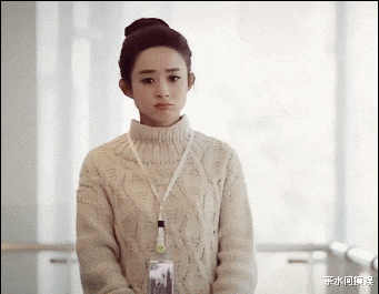 黄忆慈|同样是演“傻白甜”，为何有人娇俏灵动，有人演成了“真傻子”？