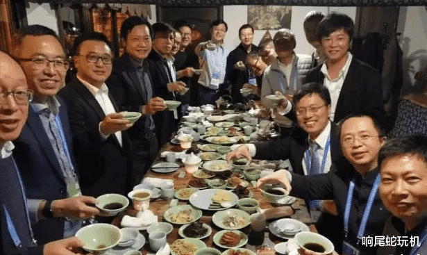 雷军|雷军人际关系也太好了吧