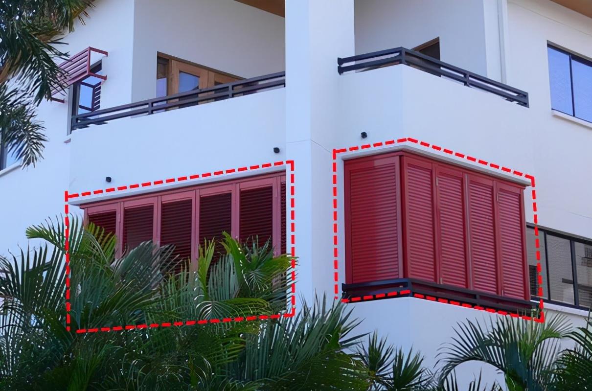 |阳台只封一半，上面用百叶折叠窗，好处只多不少，连窗帘都省了