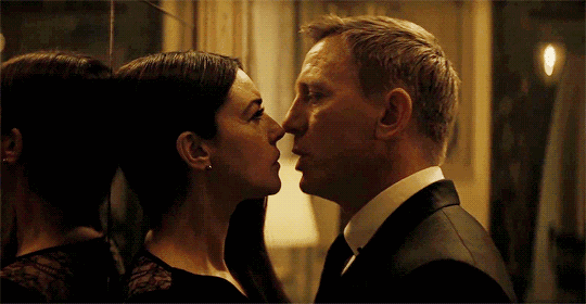 莫妮卡·贝鲁奇|苏菲玛索比她俩丑？“她有什么罪过？她唯一的罪过就是太美丽”