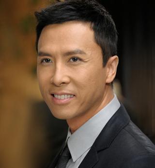 成龙|2020年那些巨星们的片酬有多少？网友：他现在不值钱，没人要他！