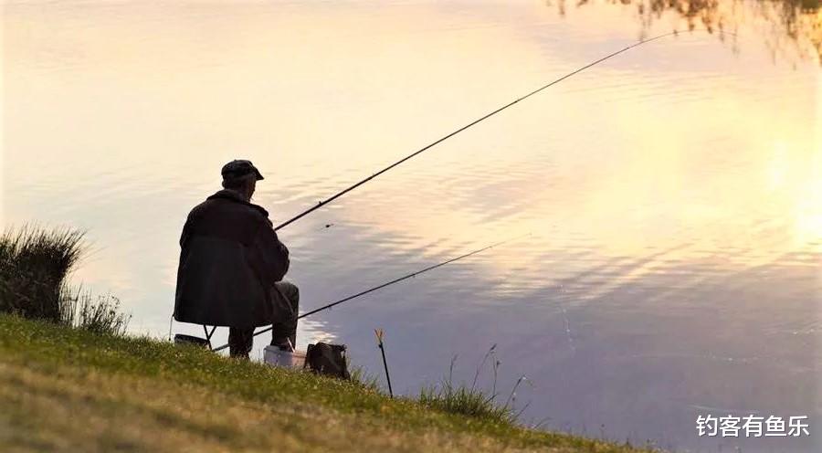 饵料|钓鱼用大浮漂好还是小浮漂好？调平水钓三目与调三钓三有何不同？