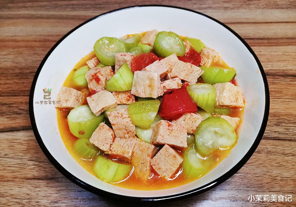 西装|天热减肥丝瓜更理想，与2样食材巧搭配，低脂营养足，清爽又美味