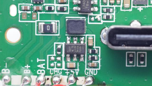 雷军|内置微源LP6261同步升压转换器，Redmi Buds 3青春版拆解报告