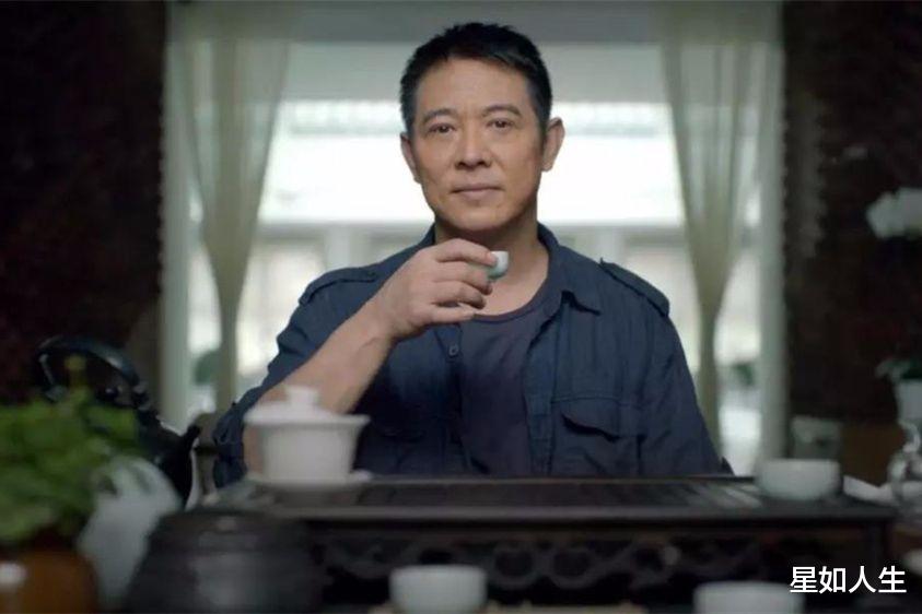 李连杰|58岁李连杰最新近况曝光，独自在山洞坐禅冥想，疑在祈福“脱胎换骨”