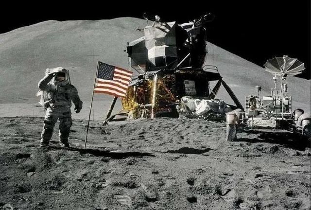 月球 假如宇航员在月球上偷偷地撒泡尿,接下来将会发生怎样的事情?