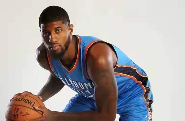 张倩育儿聊|17年乔治离队,各队给出了什么筹码?湖人送榜眼都换不来,真巨星