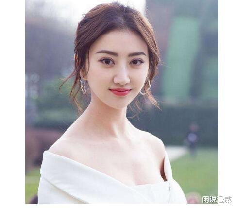 娱乐圈|娱乐圈跟对人有多重要？看看张艺兴和关晓彤就知道了