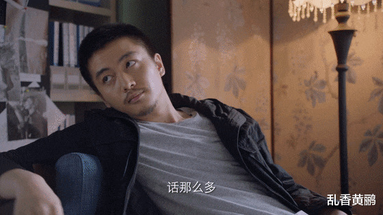 突围|《突围》八大多余角色，有老戏骨有小鲜肉，这三人出现，立马快进