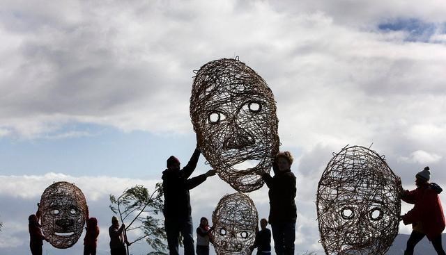 他们无界限说爱 沈阳,奔驰男殴打电动车女子,终于有了意外的结果