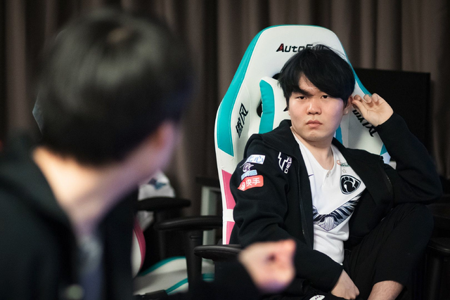 lpl|RNG上野双人组获得LPL认可？选手证书发下来，Bin成298号