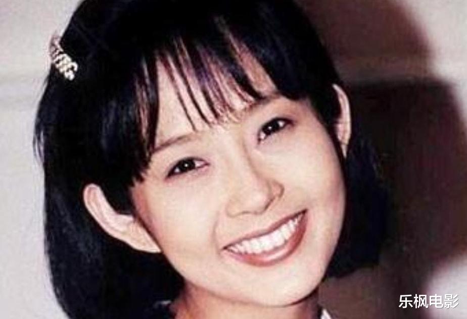 郑多彬|她曾是童星出道获得“无数赞誉”，母亲身患重病，她却在男友家了结一生