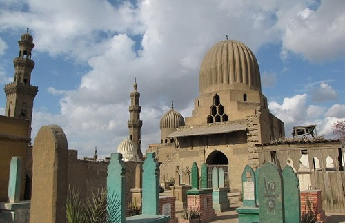 菜菜叶|世界上最诡异的城市，活人与死人住在一块