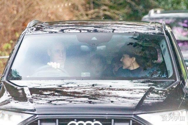 熊黛林|凯特王妃带娃圣诞现身，和娘家人过节，6岁夏公主占据C位落落大方