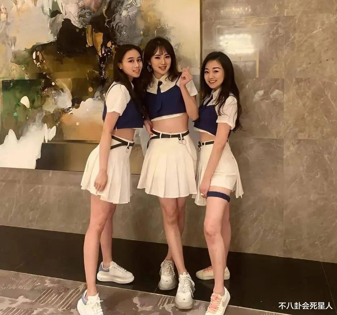 章泽天|4位内地名媛千金，身价4百亿39岁未嫁，章泽天和她同场被冷落