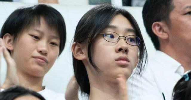 雪落无尘谈|“国民才女”武亦姝：16岁赢得冠军，拒上北大进清华，现状如何？