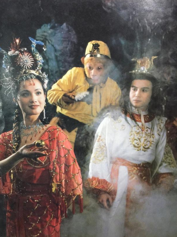 王伯昭|白龙马当初片酬1500：被谢霆锋打到住院，离婚2次，今卖卤肉为生