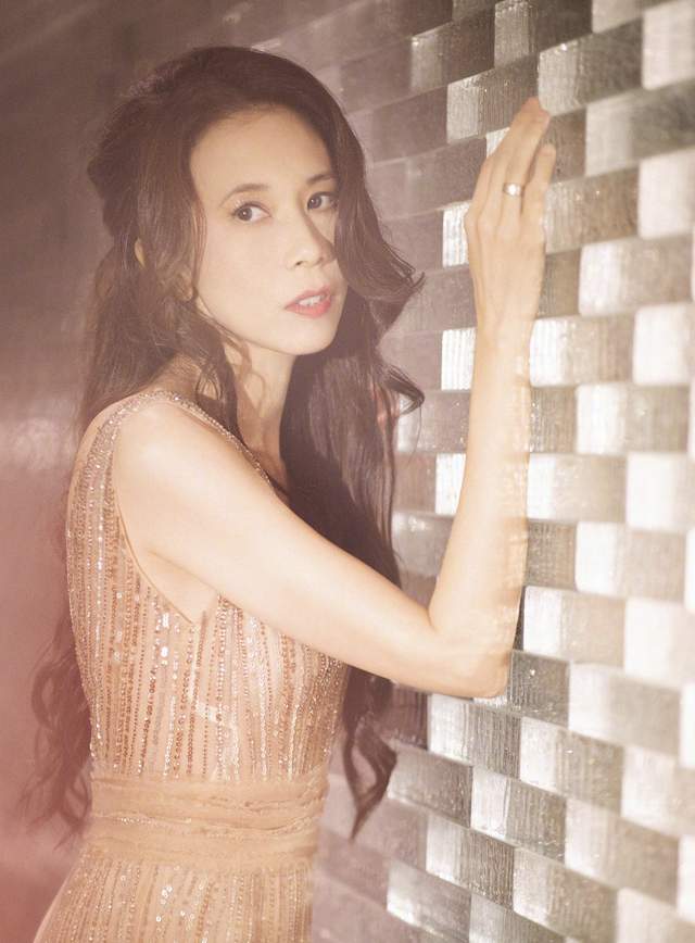 王力宏|众星吃瓜王力宏事件！周杰伦凌晨失眠看睡莲，李靓蕾亲哥发文怒呛